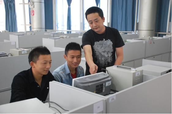 工学院教师入选新一届全国大学生电子设计竞赛四川赛区专家组
